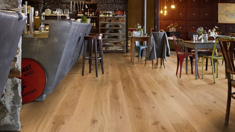3227_8149_parketti-tarkett-atelier-prestige-rustikal-tammi-lattialauta-7877048-5