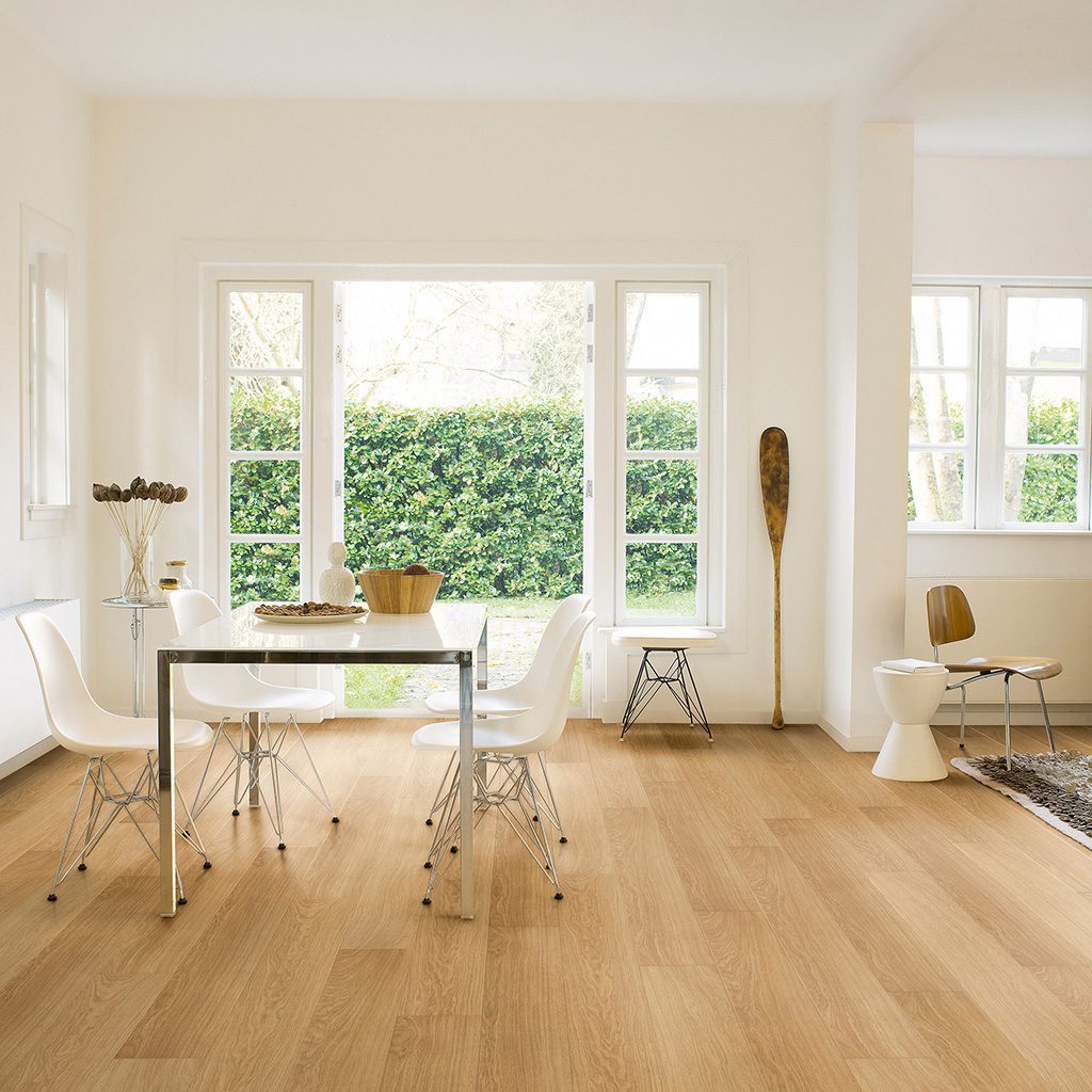 Laminatboden Eiche Quick-Step Impressive Ultra Natural Varnished Oak