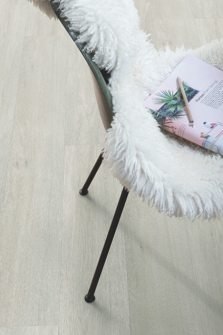 LVT Vinylboden Quick-Step, Balance Click, Silk Eiche hell, gefast