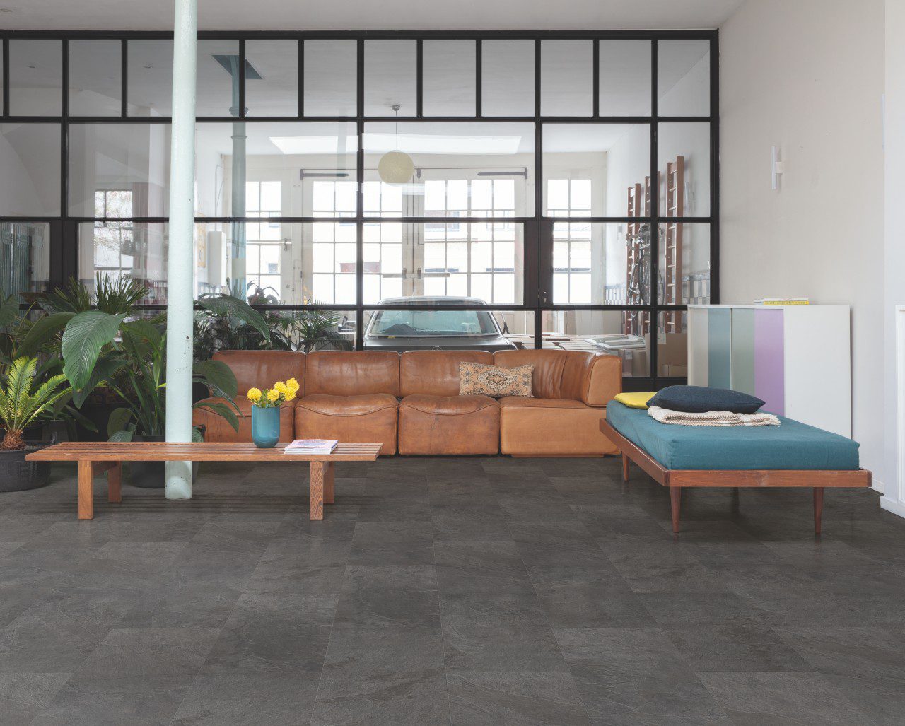LVT Vinylboden Quick-Step, Ambient Click, Fliese schwarz, gefast