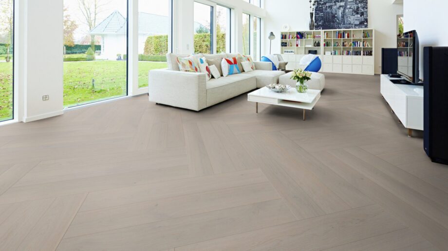 Fischgrätparkett Eiche, ter Hürne, Oak grey, hall, Fischgrätparkett, gebürstet, gefast, extra matt versiegelt – 5