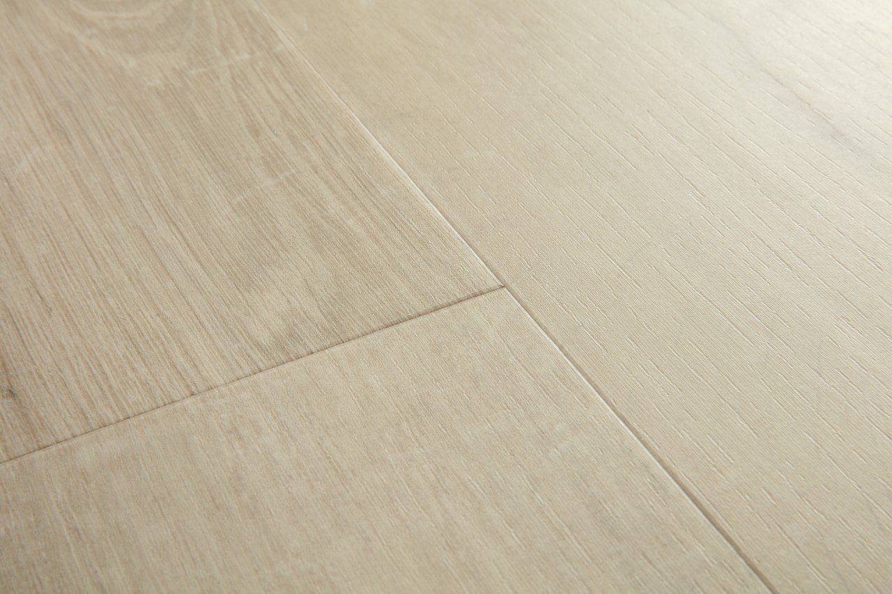 SPC Vinylboden Quick-Step cotton oak beige alpha medium Dielen, gefast
