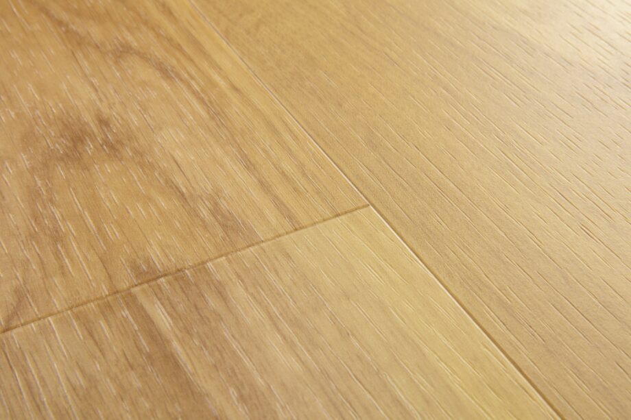 4858_10687_vinyylilankut-spc-quick-step-classic-tammi-natural-alpha-small-planks-viistetty