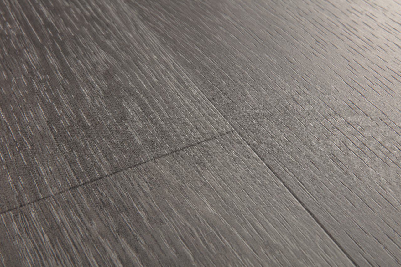 SPC Vinylboden Quick-Step silk oak dark grey alpha small Dielen, gefast