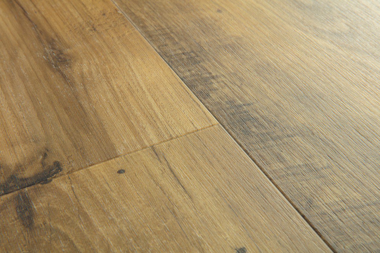 SPC Vinylboden Quick-Step vintage chestnut natural alpha small Dielen, gefast