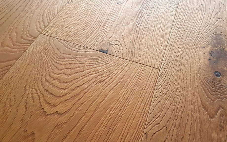 lankkuparketti-trinity-tammi-rustical-viistottu-voimakkaasti-harjattu-öljytty-ei90 lankkuparketti-trinity-tammi-rustical-viistottu-voimakkaasti-harjattu-öljytty-ei90