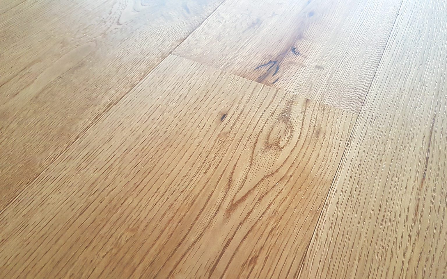Parkett Boden Eiche Rustical gefast gebürstet matt versiegelt 189mm