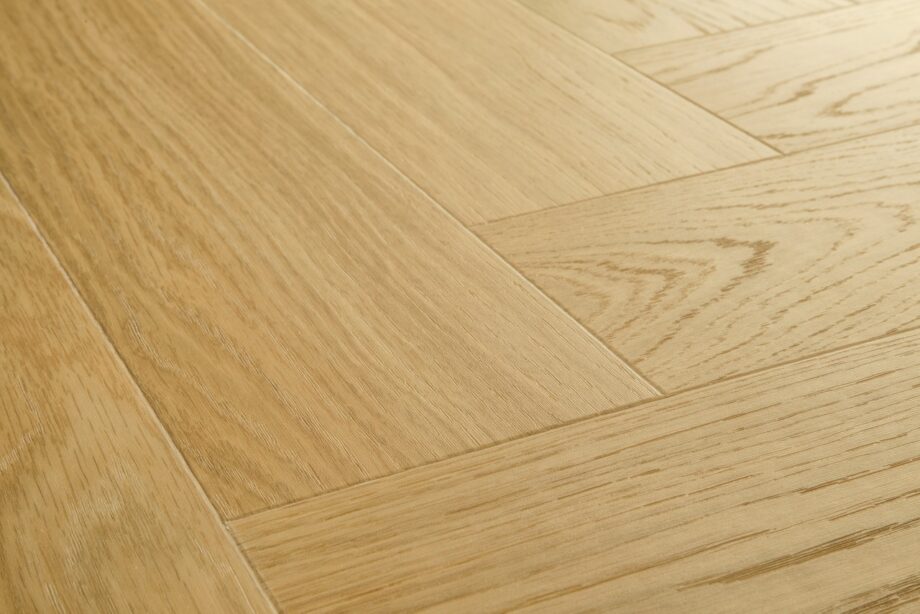 Herringbone vinyl flooring SPC Quick-Step Ciro Pure Oak Honey color and design description