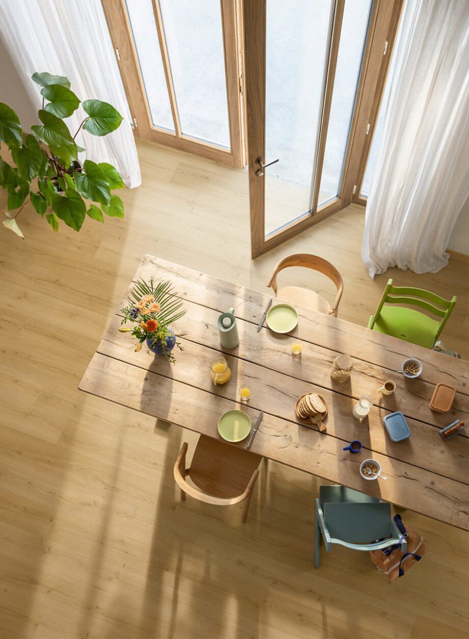 Klick Vinylboden Quick-Step Bloom Brushed Oak Honey – Ansicht 13 Klick Vinylboden Quick-Step Bloom Brushed Oak Honey – 13