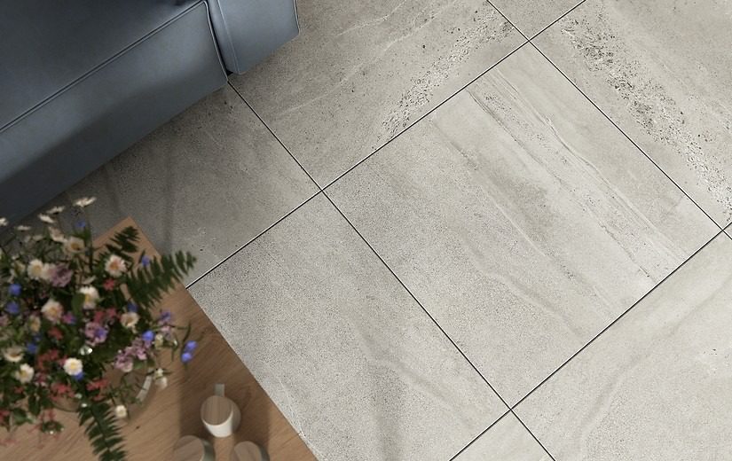 Matte Bodenfliese aus Feinsteinzeug in Steinoptik Harlem Light Grey, 60x60 cm, 8 mm, Hellgrau, R9 – 3