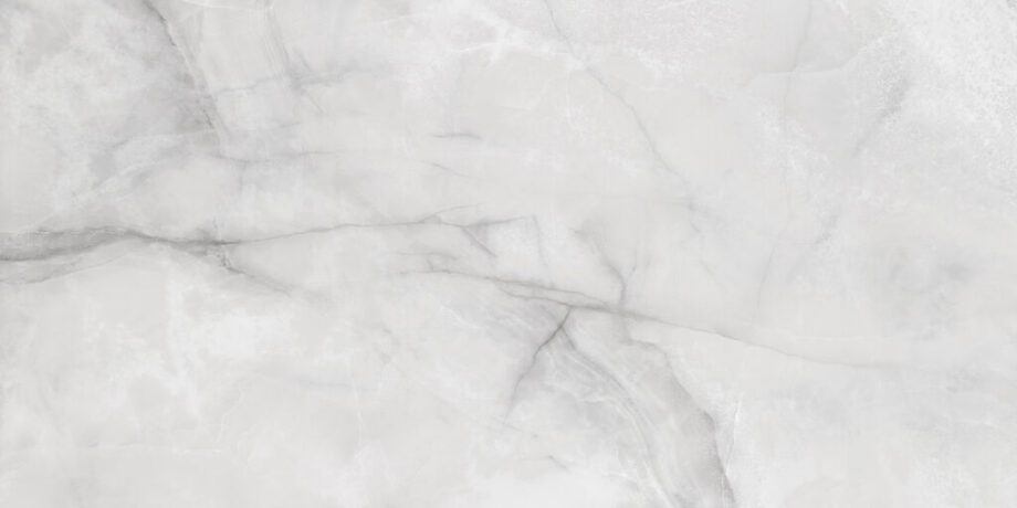 Matte Bodenfliese aus Feinsteinzeug in Marmoroptik Onix White, 60x120 cm, 10,5 mm, Weiß