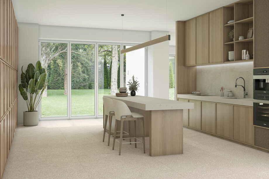 Matte Bodenfliese aus Feinsteinzeug in Terrazzo-Optik Tau Portobello Sand, 100x100 cm, Sandbeige, R10, rektifiziert – 3
