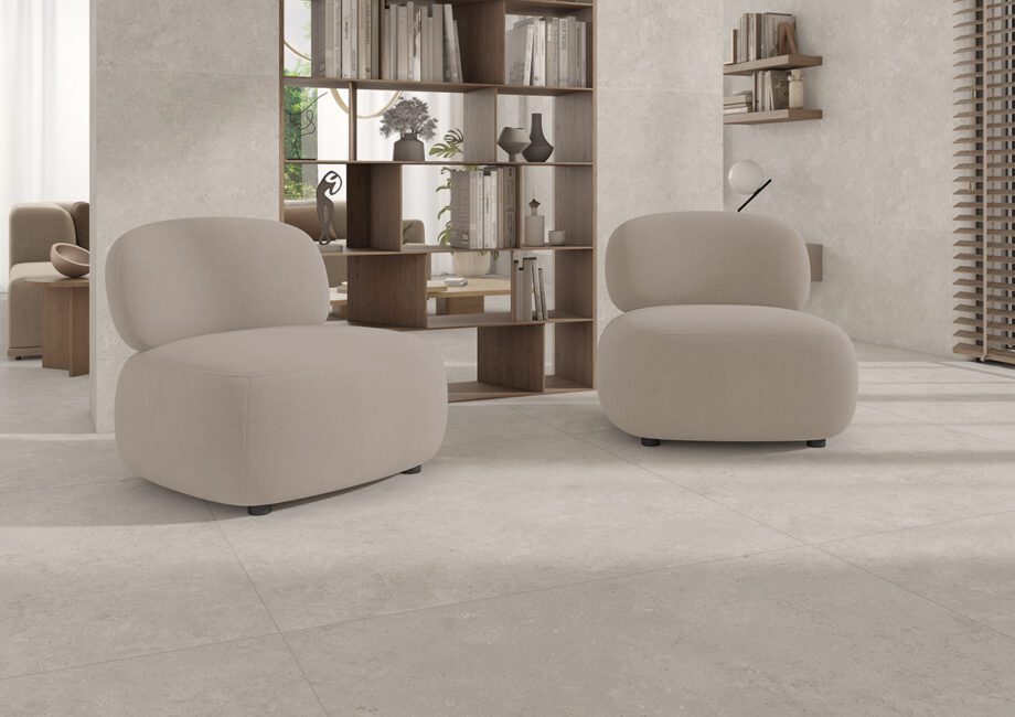 tau-amb-1296 Bodenfliese aus Feinsteinzeug in Steinoptik mit strukturierter Oberfläche Tau Campaspero TXT White, 120x120 cm, 9 mm, Weiß, R10, rektifiziert – 2
