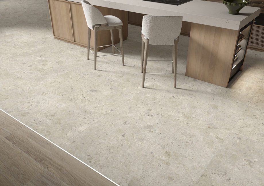 Matte Bodenfliese aus Feinsteinzeug in Steinoptik Tau Qatar White, 100x100 cm, Weiß, rektifiziert – 2