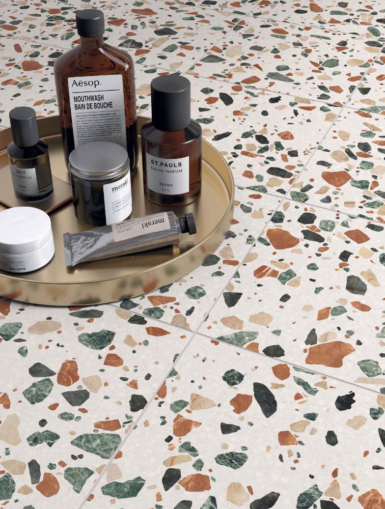 Bodenfliese in Terrazzo-Optik ABK Play Drops Multiwhite, 20x20 cm, 8,5 mm, matt (nat.)