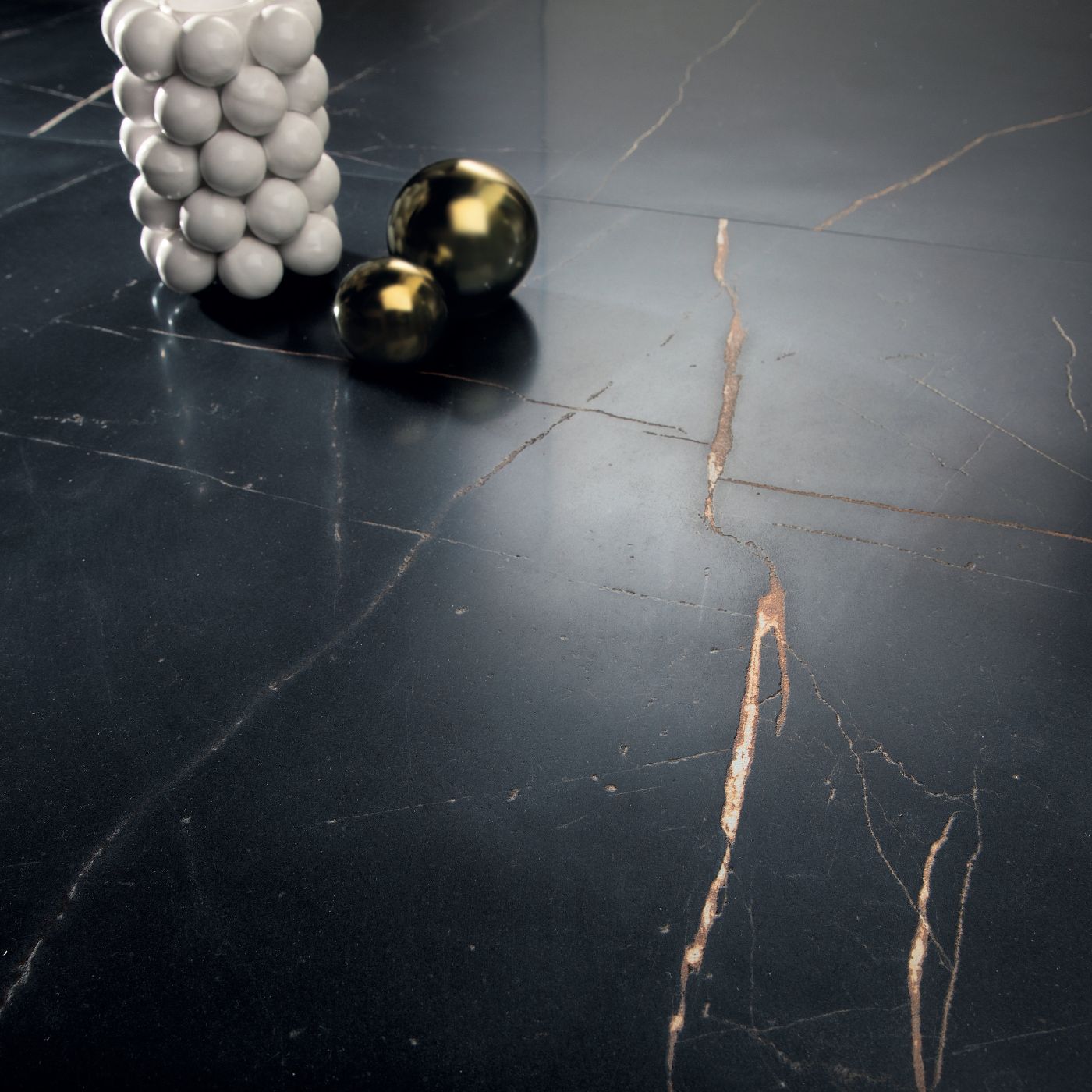 Feinsteinzeug in Marmoroptik ABK Sensi 900 Precious Black, 120x120 cm, 8,5 mm, poliert (lux)