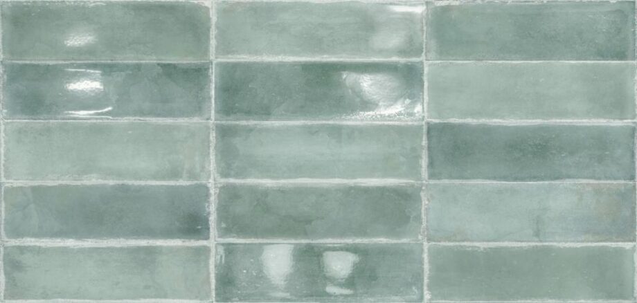 Käsitööefektiga läikiv keraamiline seinaplaat Dune Atlantique Aquamarine – interjöör Glänzende Keramik-Wandfliese in Handmade-Optik Dune Atlantique Aquamarine, 6,9x24 cm, 9 mm, Aquamarin – 2