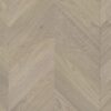 Chevron Parkett Eiche Esta AB Sandstone 575 mm extramatt lackiert – Nahaufnahme Chevron Parkett Eiche Esta AB Sandstone 575 mm extramatt lackiert – 2