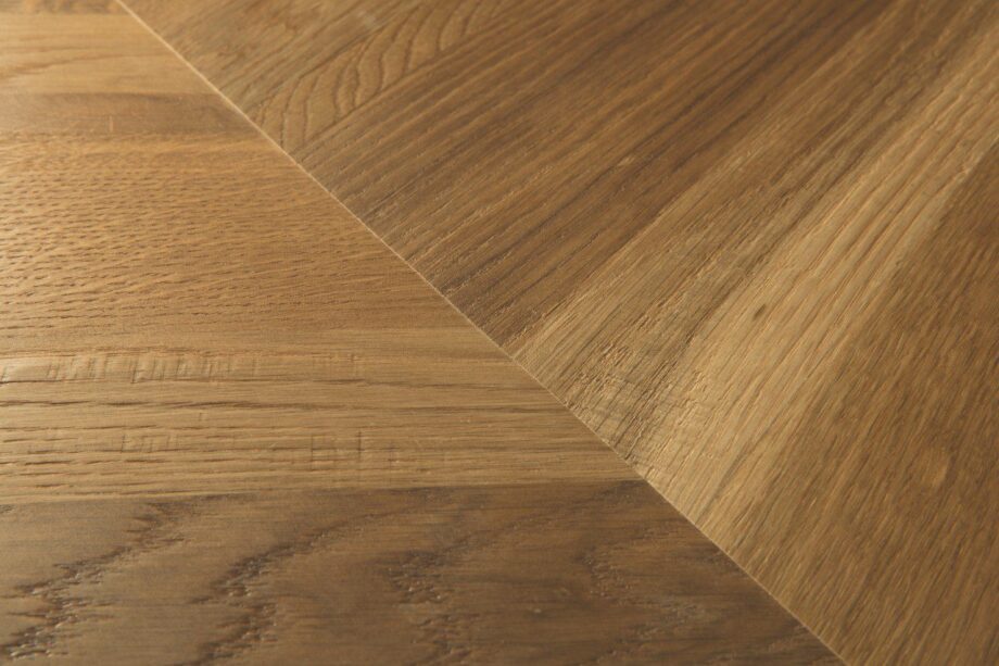 Chevron Parkett Eiche, Quick Step, intenso traditional oak, geölt Chevron Parkett Eiche, Quick Step, intenso traditional oak, geölt