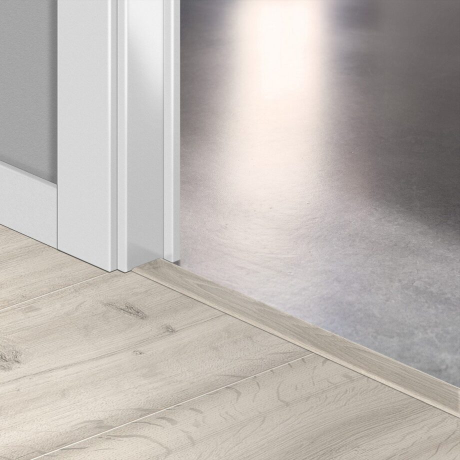 Incizo 5-in-1 Übergangsprofil Quick-Step Woodland Oak Light Grey für Laminat, 13x48x2150 mm Incizo 5-in-1 Übergangsprofil Quick-Step Woodland Oak Light Grey für Laminat, 13x48x2150 mm