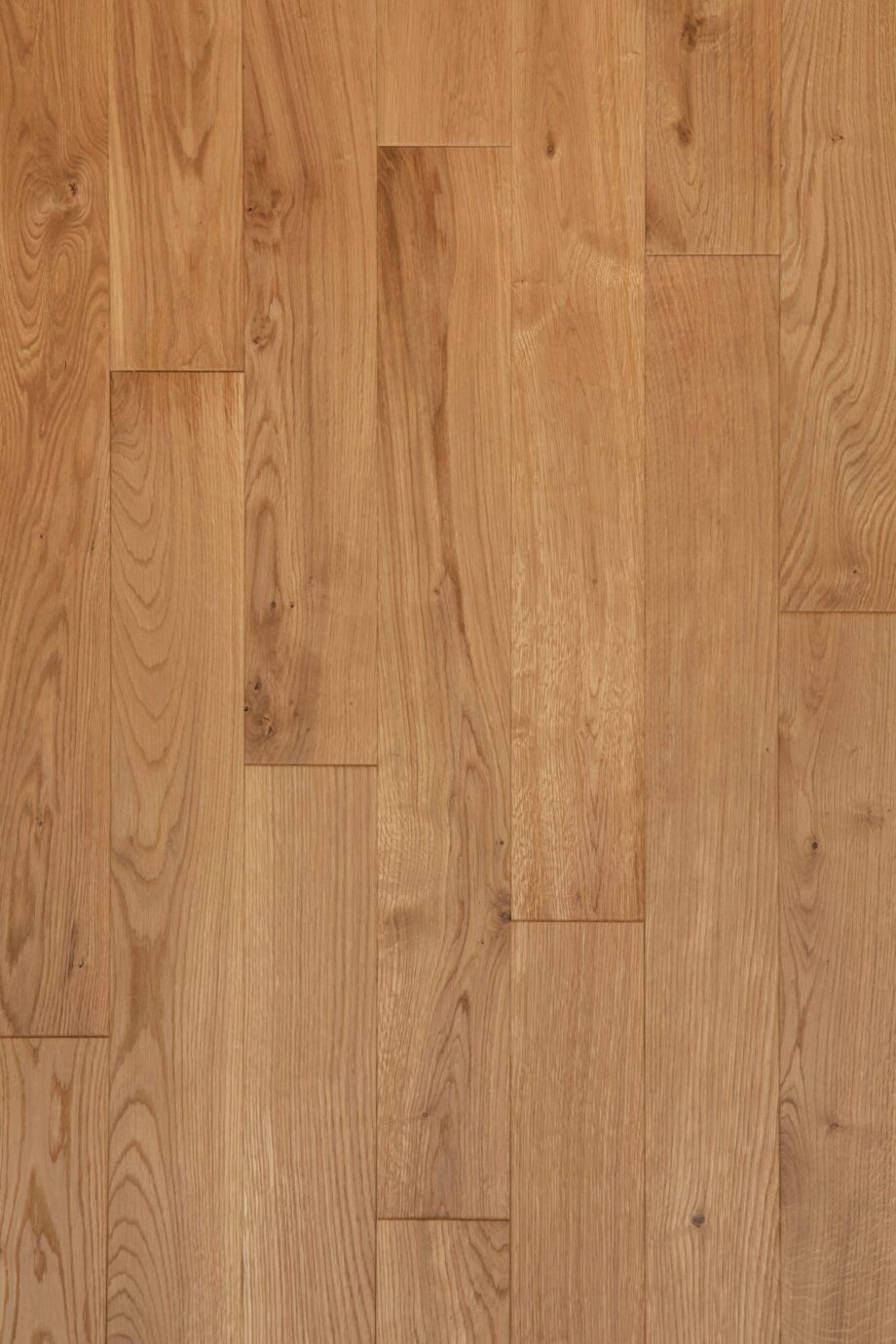 Landhausdiele Eiche Rustical 150mm, 4-seitig gefast, geschliffen, unbehandelt Landhausdiele Eiche Rustical 150mm, 4-seitig gefast, geschliffen, unbehandelt