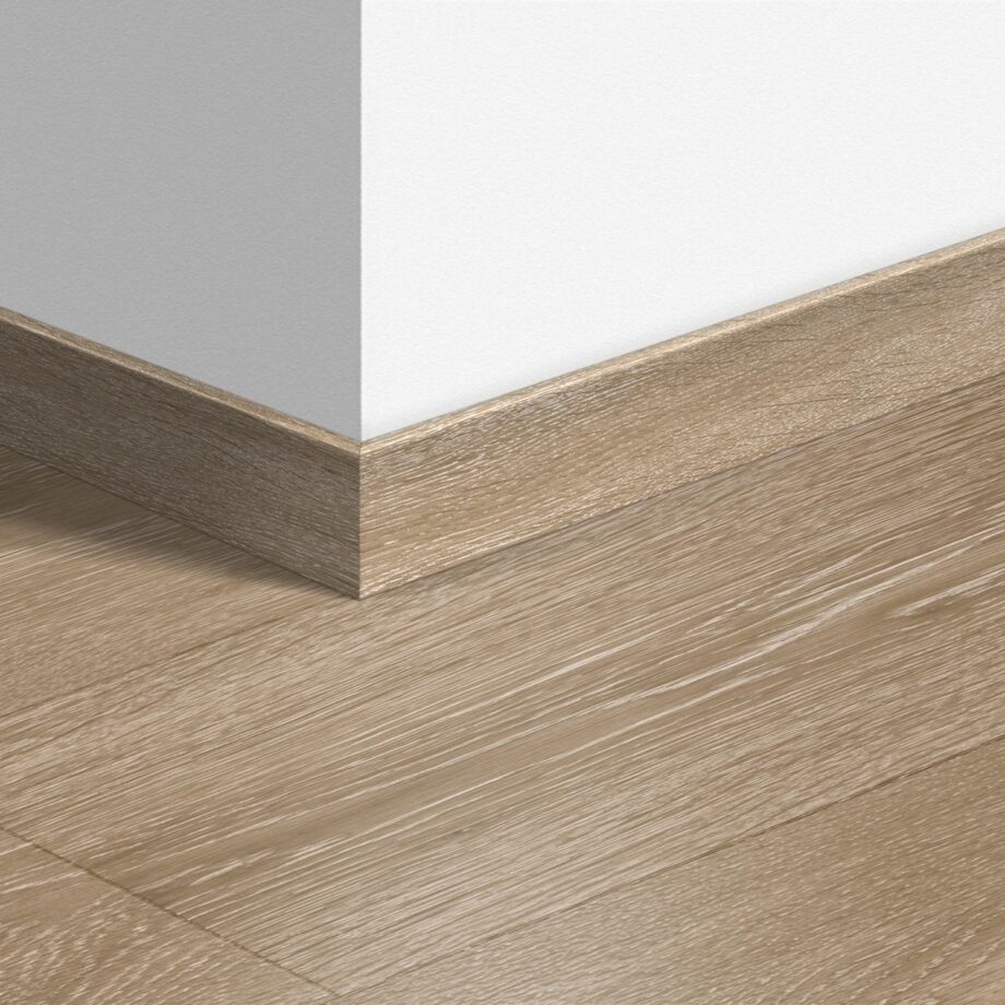 qssk03555-1 Sockelleiste Quick-Step Valley Oak Light Brown für Laminat, MDF, 12x58x2400 mm
