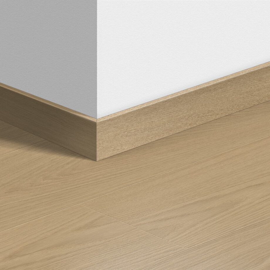 qssk04750-1 Sockelleiste Quick-Step Beige Varnished Oak für Laminat, MDF, 12x58x2400 mm