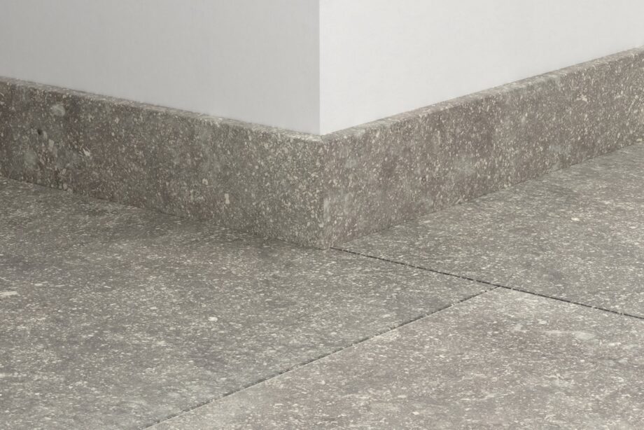 qssk05485-1 Sockelleiste Quick-Step Dusky Bluestone für Laminat, MDF, 12x58x2400 mm