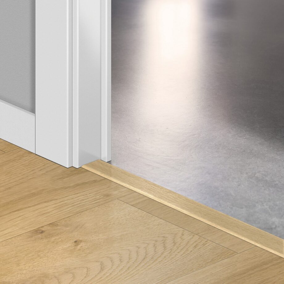 qsvincp40018-1 Incizo 5-in-1 Übergangsprofil Quick-Step Drift Oak Beige für Rigid-Vinyl (Alpha), 8x45x2000 mm
