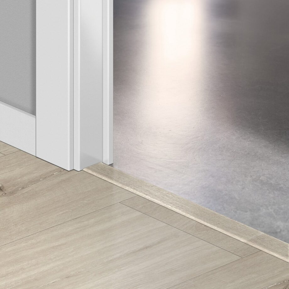 qsvincp40038-1 Incizo 5-in-1 Übergangsprofil Quick-Step Canyon Oak Beige für Rigid-Vinyl (Alpha), 8x45x2000 mm
