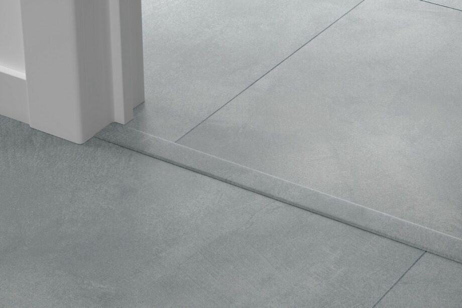 qsvincp40325-1 Incizo 5-in-1 Übergangsprofil Quick-Step Soft Sky für Rigid-Vinyl (Alpha), 8x45x2000 mm