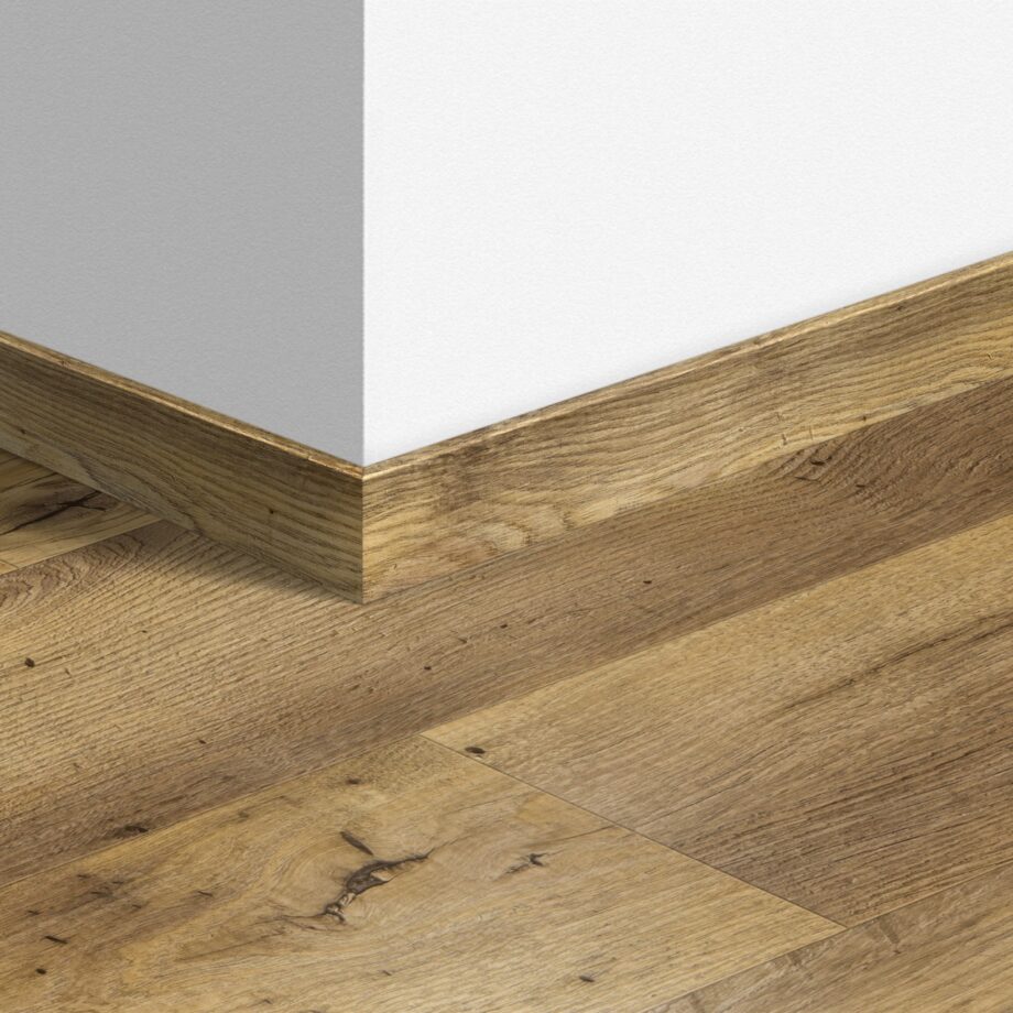 Sockelleiste Quick-Step Vintage Chestnut Natural für LVT Vinylboden, wasserfest, 12x58x2400 mm