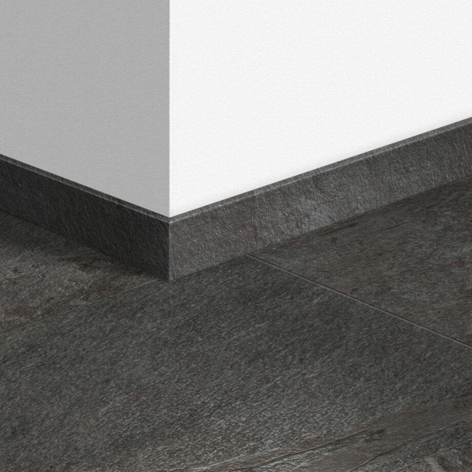 qsvsk40035-1 Sockelleiste Quick-Step Black Slate für LVT Vinylboden, wasserfest, 12x58x2400 mm