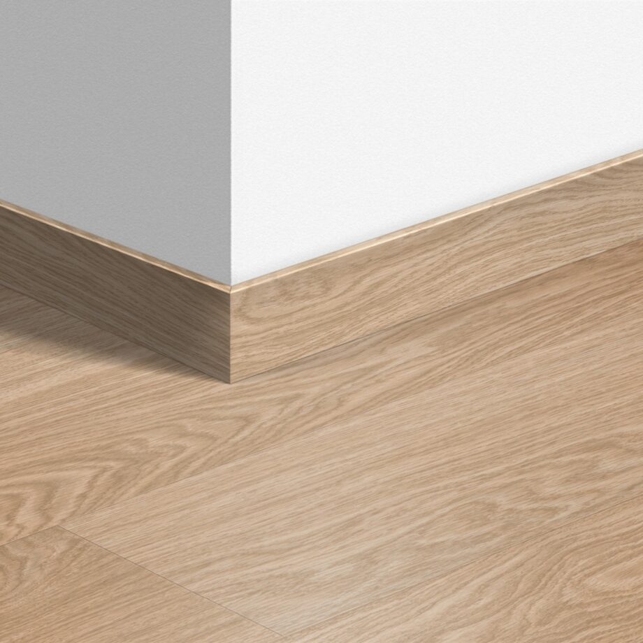 Sockelleiste Quick-Step Pure Oak Blush für LVT Vinylboden, wasserfest, 12x58x2400 mm