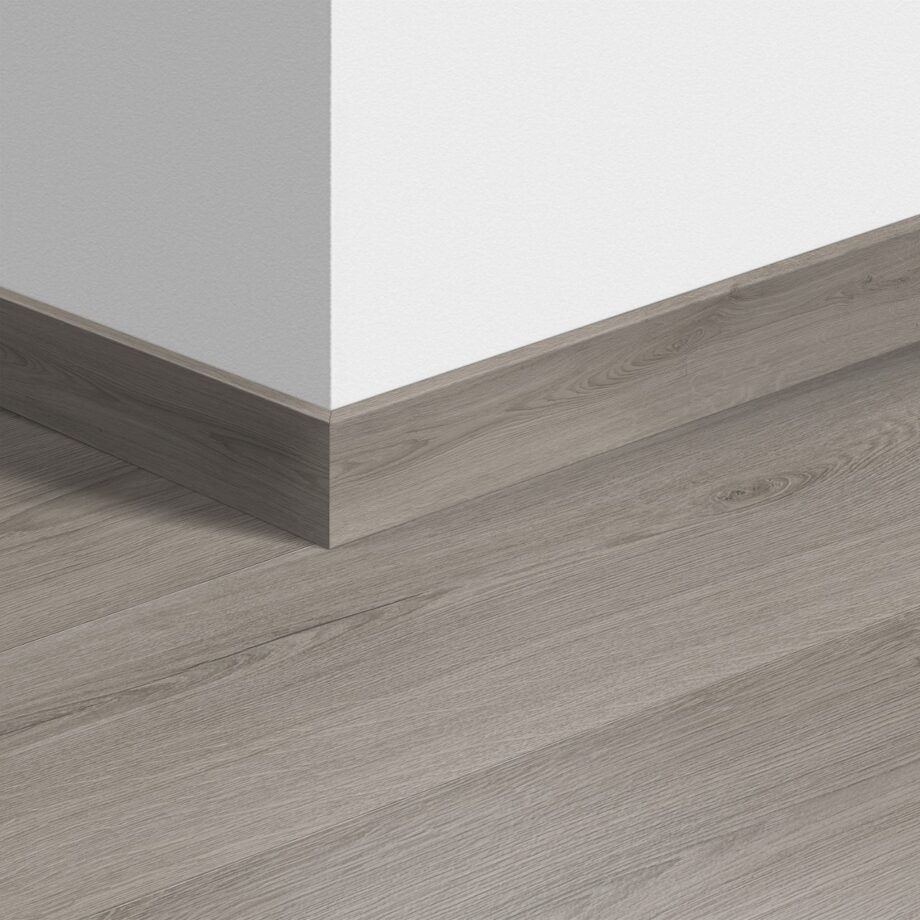 qsvsk40237-1 Sockelleiste Quick-Step Botanic Grey für LVT Vinylboden, wasserfest, 12x58x2400 mm
