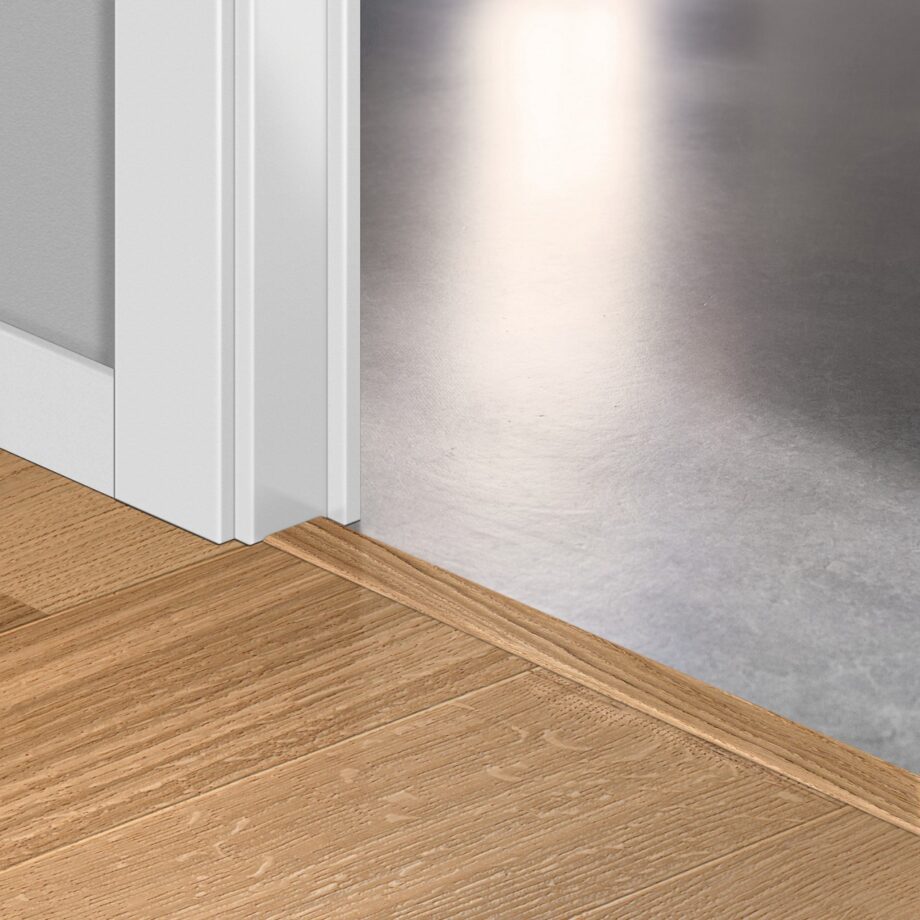 qswincp01450-1 Incizo 5-in-1 Übergangsprofil Quick-Step Natural Oak Matt für Parkett, Holzfurnier, 17x54x2150 mm
