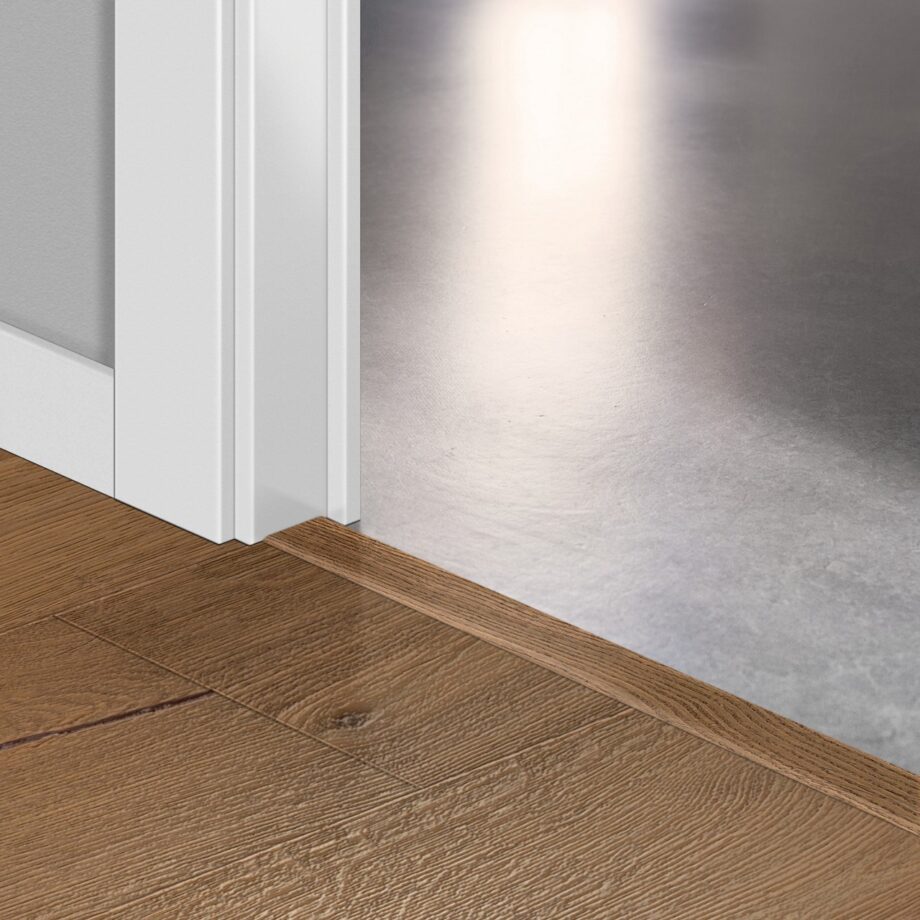 qswincp03096-1 Incizo 5-in-1 Übergangsprofil Quick-Step Cinnamon Oak Extra Matt für Parkett, Holzfurnier, 17x54x2150 mm