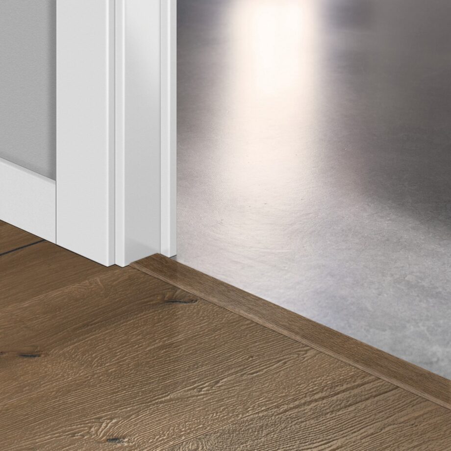 qswincp03564-1 Incizo 5-in-1 Übergangsprofil Quick-Step Dark Chocolate Oak Extra Matt Oiled für Parkett, Holzfurnier, 17x54x2150 mm