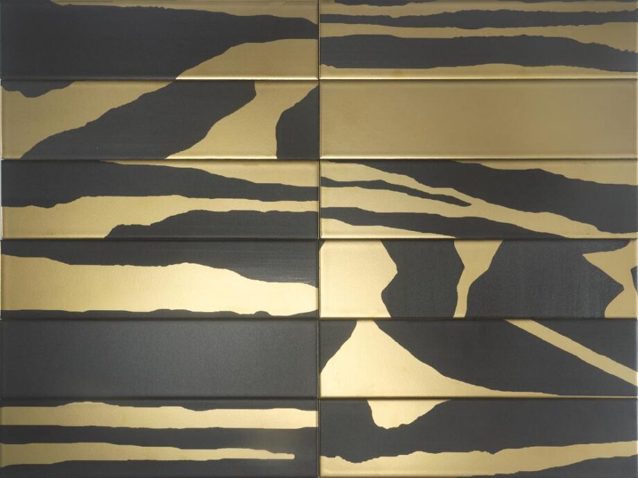Keramik-Wandfliese mit PVD-Metallmuster Dune Flat Savannah Black & Gold, 7,5x30 cm, 8 mm, Schwarz-Gold