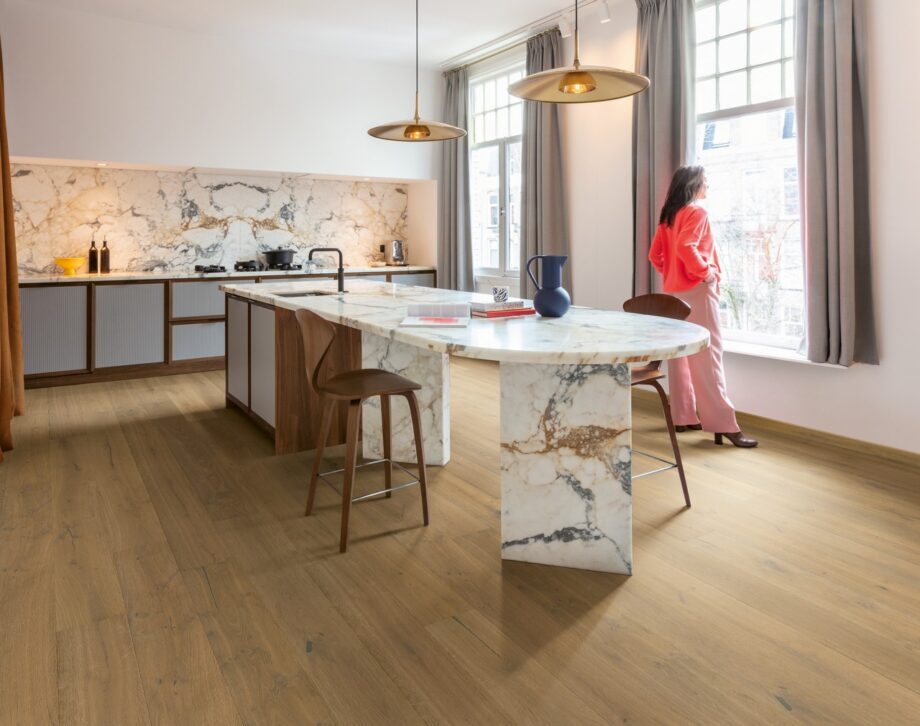 Tammeparkett Quick-Step Cascada Mustard Oak eriti matt lakk, veekindel 190mm Tammeparkett Quick-Step Cascada Mustard Oak eriti matt lakk, veekindel 190mm