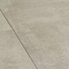 LVT Vinylboden Quick-Step, Ambient Click Plus, Hellgrau Fliese travertin, gefast – 2
