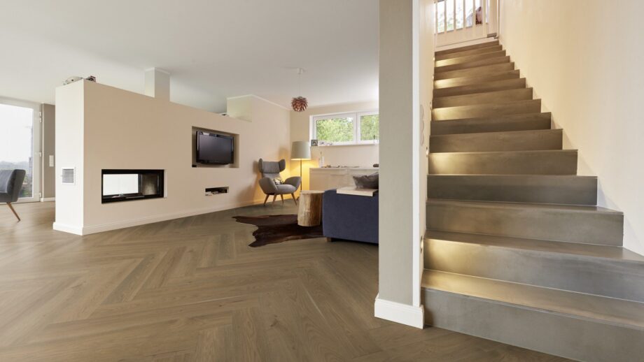Fischgrätparkett Eiche, ter Hürne, Oak terra brown, Fischgrätparkett, gebürstet, gefast, Naturöl – Ansicht 3 Fischgrätparkett Eiche, ter Hürne, Oak terra brown, Fischgrätparkett, gebürstet, gefast, Naturöl – 3