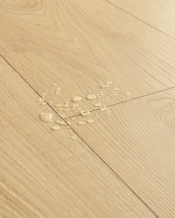 Wasserfestes Laminat Quick-Step Classic Desert Greige Oak