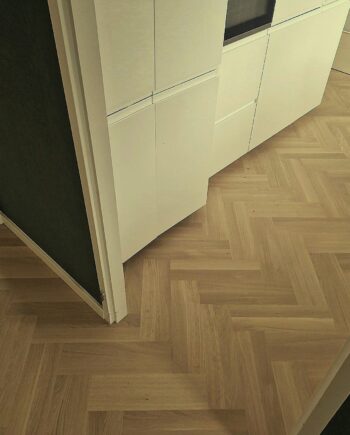 Fischgrät Bauwerk Monopark Eiche Mandorla 45 B-Protect®