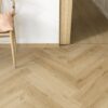 Vinylboden Fischgrät Quick-Step Ciro Botanic Beige – Ansicht 8 Vinylboden Fischgrät Quick-Step Ciro Botanic Beige – 8