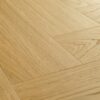 Fischgrät Vinylboden Quick-Step Ciro Pure Oak Honey – Ansicht 3 Fischgrät Vinylboden Quick-Step Ciro Pure Oak Honey – 3