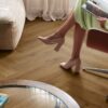 Vinüülparkett kalasaba Quick-Step Ciro Botanic Caramel Oak – vaade 10 Vinylboden Fischgrät Quick-Step Botanic Caramel Oak – 10