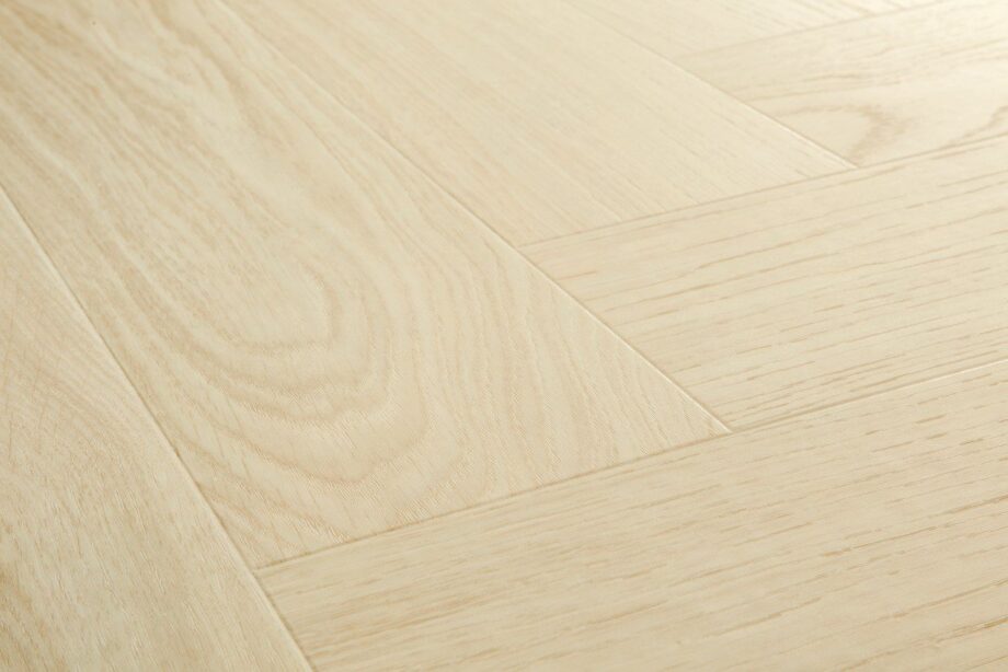 Vinüülparkett kalasaba Quick-Step Ciro Pure Oak Polar – vaade 3 Vinylboden Fischgrät Quick-Step Ciro Pure Oak Polar – 3