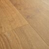 Vinylboden Quick-Step Bloom Autumn Oak Honey – Ansicht 2 Vinylboden Quick-Step Bloom Autumn Oak Honey – 2