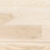 Landhausdiele Esche Esta Elegant Frost Ivory Pores 180 mm extramatt lackiert – Nahaufnahme Landhausdiele Esche Esta Elegant Frost Ivory Pores 180 mm extramatt lackiert – 2